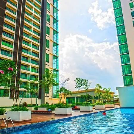 Evo Studio Bangi Apartment ภายนอก รูปภาพ